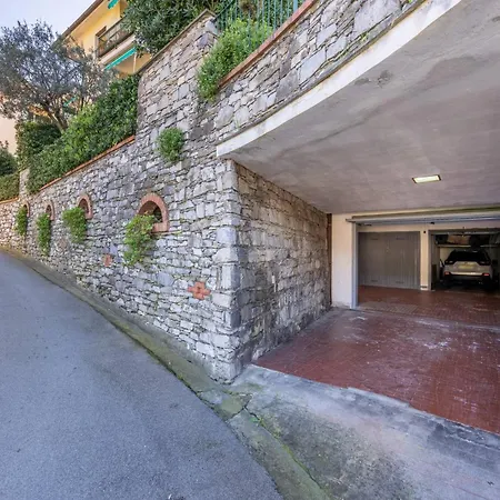 Real Italian Estate - Family With Garden Apartment Camogli