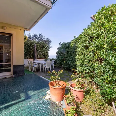 Real Italian Estate - Family With Garden * Camogli